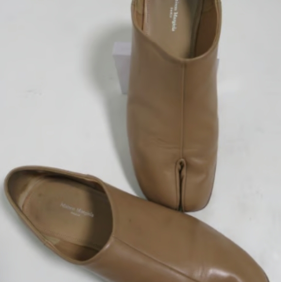 Maison Margiela Men's Tabi babouches Flat Shoes Nude - Picture 5 of 8